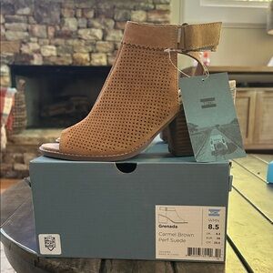 TOMS Carmel Brown Perforated Heeled Boots